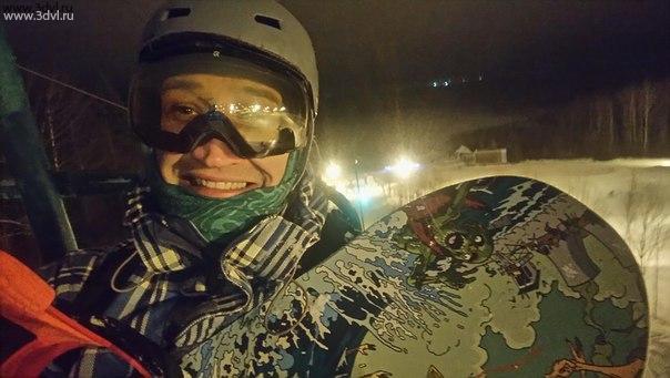 Катаем на Красном озере на сноуборде,  эх погодка класс С новой наклеечкой на доске #красиво #красноеозеро #сноуборд #склон #снег